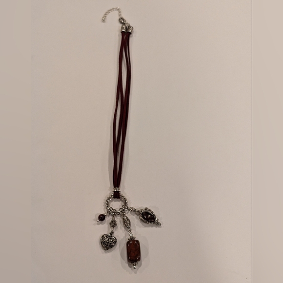 Vintage Necklace, Red Onyx Silver Plated Leather Fashion Jewelry - Picture 5 of 12